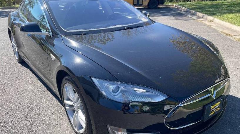 TESLA MODEL S 2013 5YJSA1CN3DFP23741 image